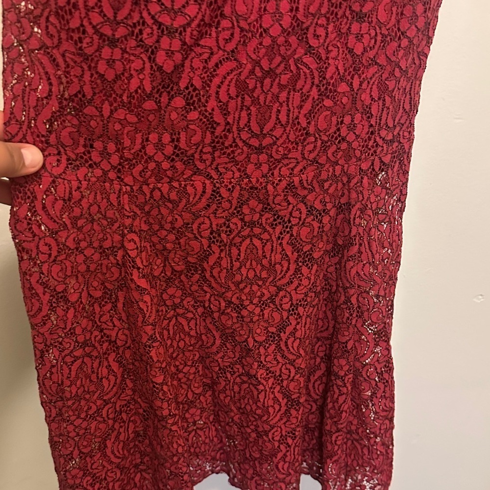 4SI3NNA Burgundy Lace Midi Dress - Picture 3 of 9